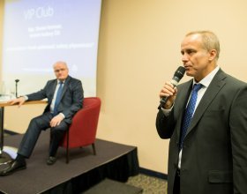 Daniel Herman, ministr kultury ČR (51)